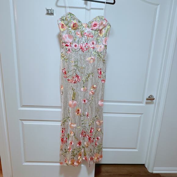 Mac Duggal Sequin Floral Embroidered Bustier Gown NWT - Picture 3 of 8